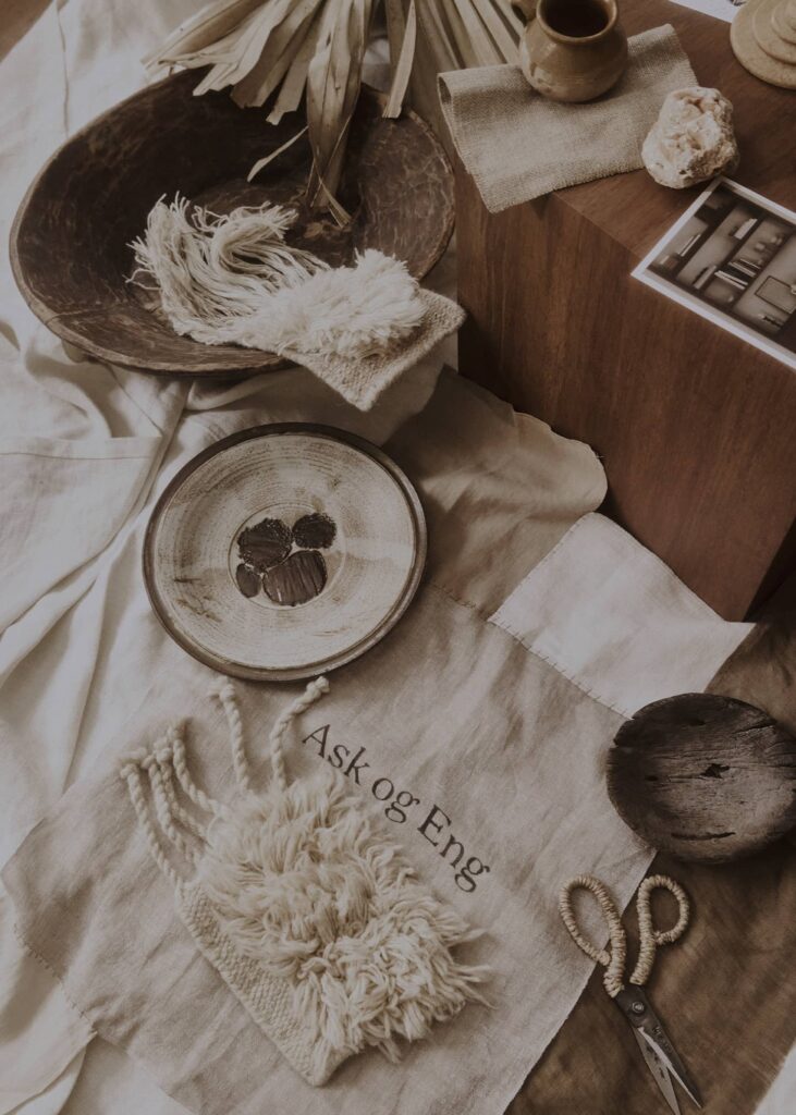 ae25 studio lounge chair