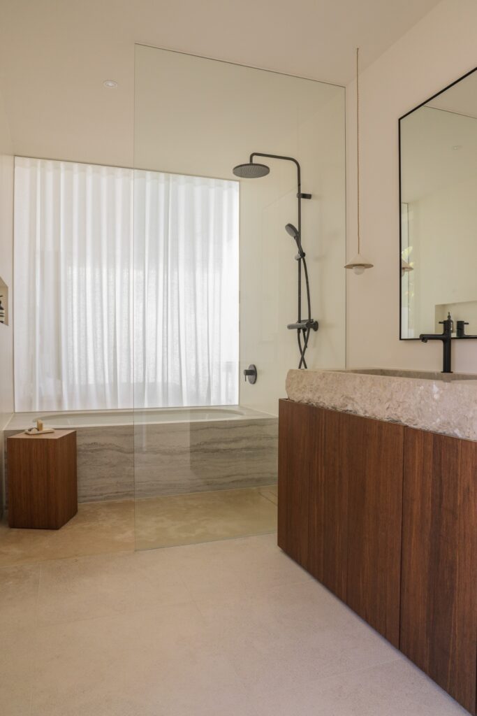 2h1a5966 2 2 (1) (1)